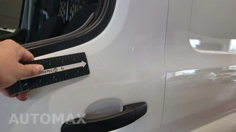2025 Ford Transit 250 Cargo Van Low Roof 130.0" WB - miniatura 24
