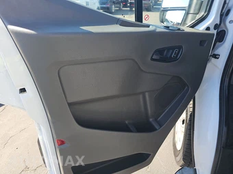 2025 Ford Transit 250 Cargo Van Low Roof 130.0" WB - miniatura 9