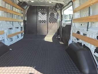 2025 Ford Transit 250 Cargo Van Low Roof 130.0" WB - miniatura 15