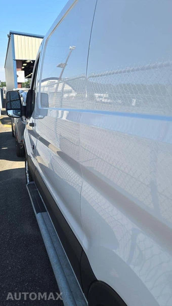 2025 Ford Transit 250 Cargo Van Low Roof 130.0" WB - miniatura 25