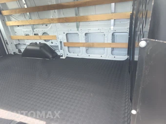 2025 Ford Transit 250 Cargo Van Low Roof 130.0" WB - miniatura 13