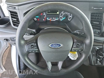2025 Ford Transit 250 Cargo Van Low Roof 130.0" WB - miniatura 10