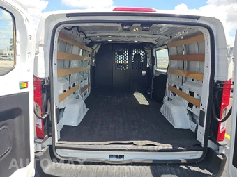 2025 Ford Transit 250 Cargo Van Low Roof 130.0" WB - miniatura 15