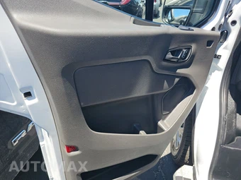 2025 Ford Transit 250 Cargo Van Low Roof 130.0" WB - miniatura 9