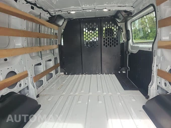 2025 Ford Transit 250 Cargo Van Low Roof 130.0" WB - miniatura 15