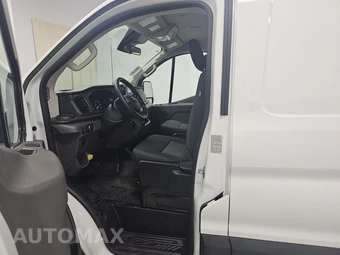 2025 Ford Transit 250 Cargo Van Low Roof 130.0" WB - miniatura 7