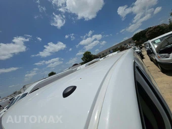 2025 Ford Transit 250 Cargo Van Low Roof 130.0" WB - miniatura 12