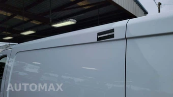 2025 Ford Transit 250 Cargo Van Low Roof 130.0" WB - miniatura 21