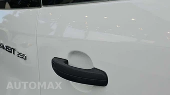 2025 Ford Transit 250 Cargo Van Low Roof 130.0" WB - miniatura 30