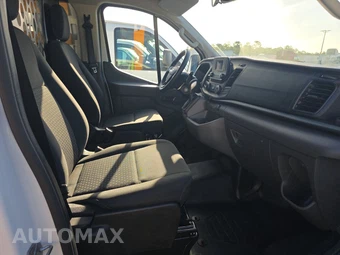 2025 Ford Transit 250 Cargo Van Low Roof 130.0" WB - miniatura 8
