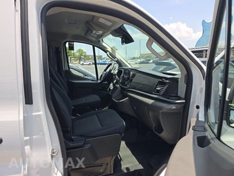 2025 Ford Transit 250 Cargo Van Low Roof 130.0" WB - miniatura 8