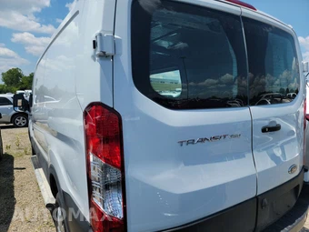 2025 Ford Transit 250 Cargo Van Low Roof 130.0" WB - miniatura 5