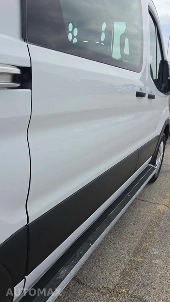 2025 Ford Transit 250 Cargo Van Low Roof 130.0" WB - miniatura 18