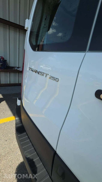 2025 Ford Transit 250 Cargo Van Low Roof 130.0" WB - miniatura 22