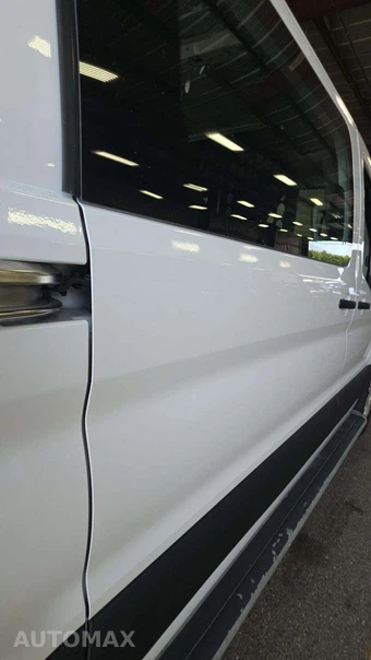 2025 Ford Transit 250 Cargo Van Low Roof 130.0" WB - miniatura 32