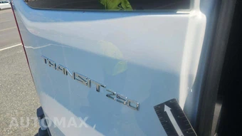 2025 Ford Transit 250 Cargo Van Low Roof 130.0" WB - miniatura 22