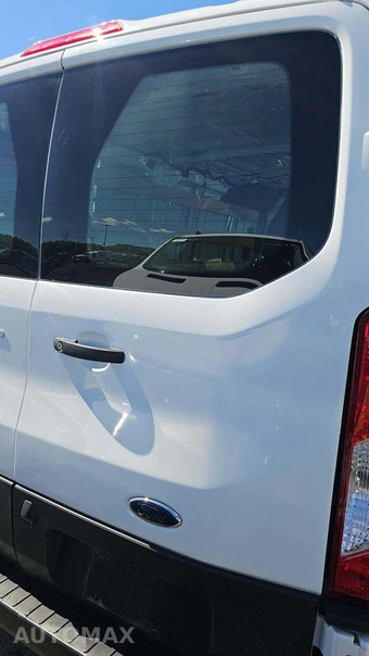 2025 Ford Transit 250 Cargo Van Low Roof 130.0" WB - miniatura 43