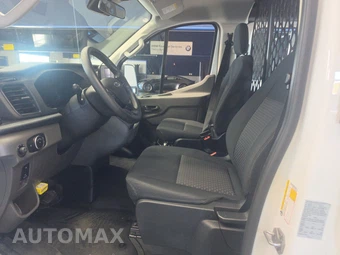 2025 Ford Transit 250 Cargo Van Low Roof 130.0" WB - miniatura 7