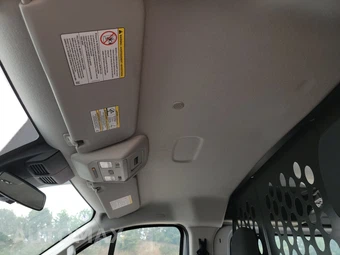 2025 Ford Transit 250 Cargo Van Low Roof 130.0" WB - miniatura 17
