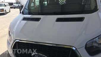 2025 Ford Transit 250 Cargo Van Low Roof 130.0" WB - miniatura 17