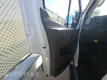 2025 Ford Transit 250 Cargo Van Low Roof 130.0" WB - miniatura 9
