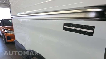 2025 Ford Transit 250 Cargo Van Low Roof 130.0" WB - miniatura 22