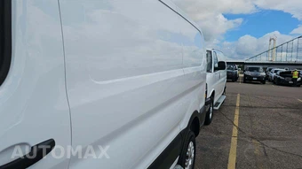 2025 Ford Transit 250 Cargo Van Low Roof 130.0" WB - miniatura 25