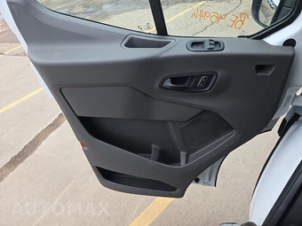 2025 Ford Transit 250 Cargo Van Low Roof 130.0" WB - miniatura 9
