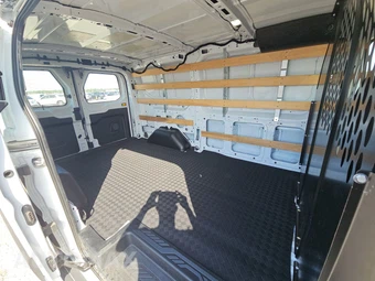 2025 Ford Transit 250 Cargo Van Low Roof 130.0" WB - miniatura 13