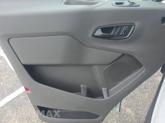 2025 Ford Transit 250 Cargo Van Low Roof 130.0" WB - miniatura 9