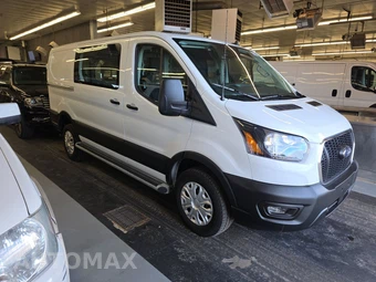 2025 Ford Transit 250 Cargo Van Low Roof 130.0" WB - miniatura 3
