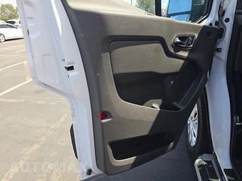 2025 Ford Transit 250 Cargo Van Low Roof 130.0" WB - miniatura 9