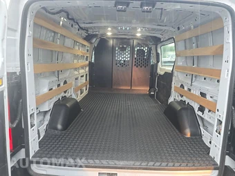 2025 Ford Transit 250 Cargo Van Low Roof 130.0" WB - miniatura 16