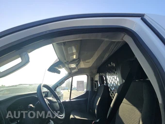 2025 Ford Transit 250 Cargo Van Low Roof 130.0" WB - miniatura 20