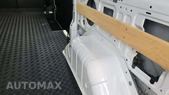 2025 Ford Transit 250 Cargo Van Low Roof 130.0" WB - miniatura 19