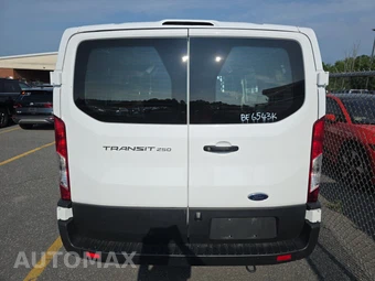 2025 Ford Transit 250 Cargo Van Low Roof 130.0" WB - miniatura 5