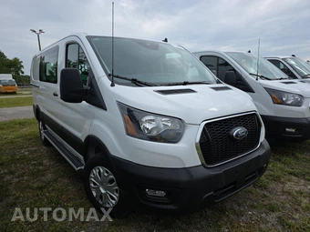 2025 Ford Transit 250 Cargo Van Low Roof 130.0" WB - miniatura 3