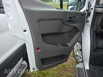 2025 Ford Transit 250 Cargo Van Low Roof 130.0" WB - miniatura 9