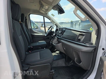 2025 Ford Transit 250 Cargo Van Low Roof 130.0" WB - miniatura 8