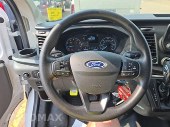 2025 Ford Transit 250 Cargo Van Low Roof 130.0" WB - miniatura 10