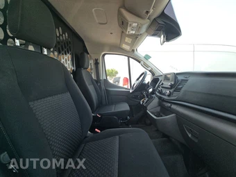 2025 Ford Transit 250 Cargo Van Low Roof 130.0" WB - miniatura 8