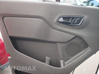 2025 Ford Transit 250 Cargo Van Low Roof 130.0" WB - miniatura 9