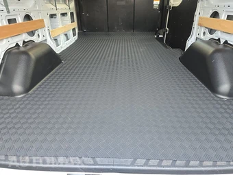 2025 Ford Transit 250 Cargo Van Low Roof 130.0" WB - miniatura 16