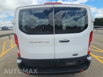 2025 Ford Transit 250 Cargo Van Low Roof 130.0" WB - miniatura 5