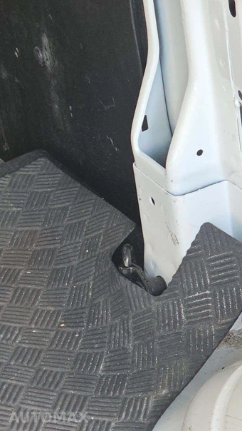 2025 Ford Transit 250 Cargo Van Low Roof 130.0" WB - miniatura 30