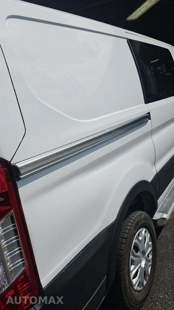 2025 Ford Transit 250 Cargo Van Low Roof 130.0" WB - miniatura 19