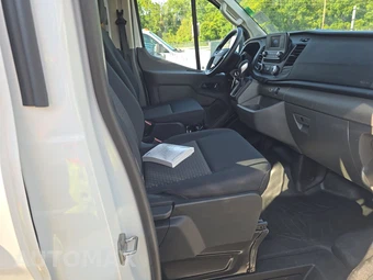 2025 Ford Transit 250 Cargo Van Low Roof 130.0" WB - miniatura 8