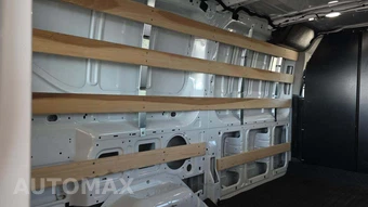2025 Ford Transit 250 Cargo Van Low Roof 148.0" WB - miniatura 18