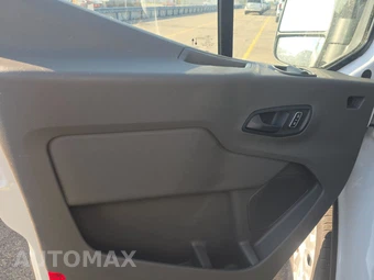 2025 Ford Transit 250 Cargo Van Low Roof 148.0" WB - miniatura 9
