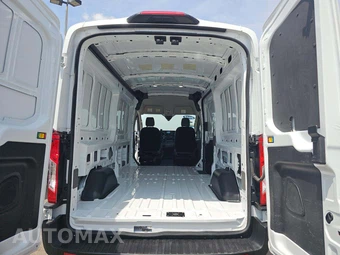 2025 Ford Transit 250 Cargo Van Medium Roof 148.0" WB - miniatura 13